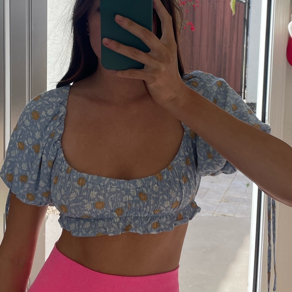 Blue and yellow crop top